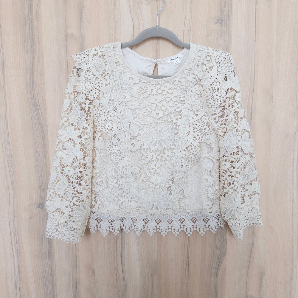 Womens Lace Floral Blouse Small Cream Crochet Romantic Feminine Coquette Bridal
